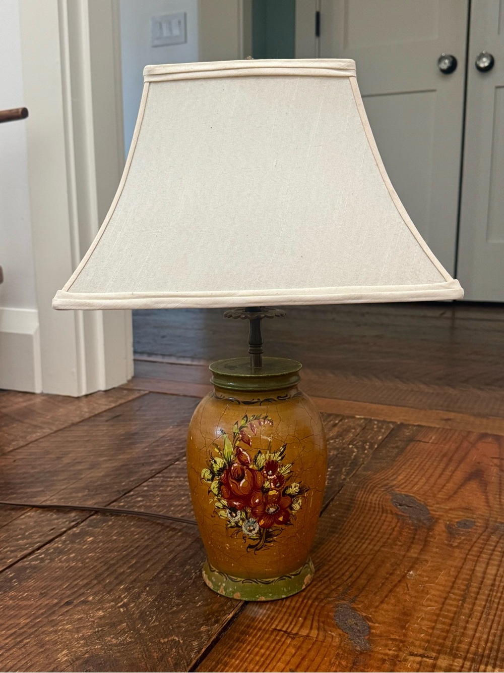 Vintage Hand-painted Lamp - Picture 3 of 7